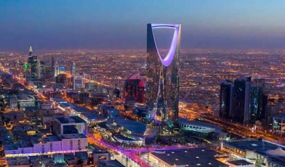"سعودی عرب ویژن 2030 سیاحتی ویزا"